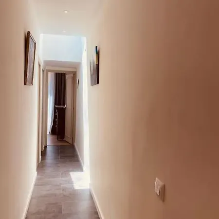 Bright Airy Family Style 7 Min Walk To Διαμέρισμα Caldes D'Estrach